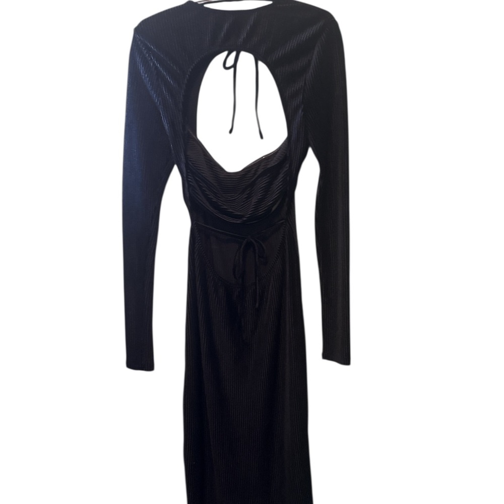 Black Sexy Dress Sz Small Maxi Cutout Elegant Long Sleeve Tie Neck Flattering